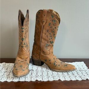 Laredo Tan and Teal Western Boots